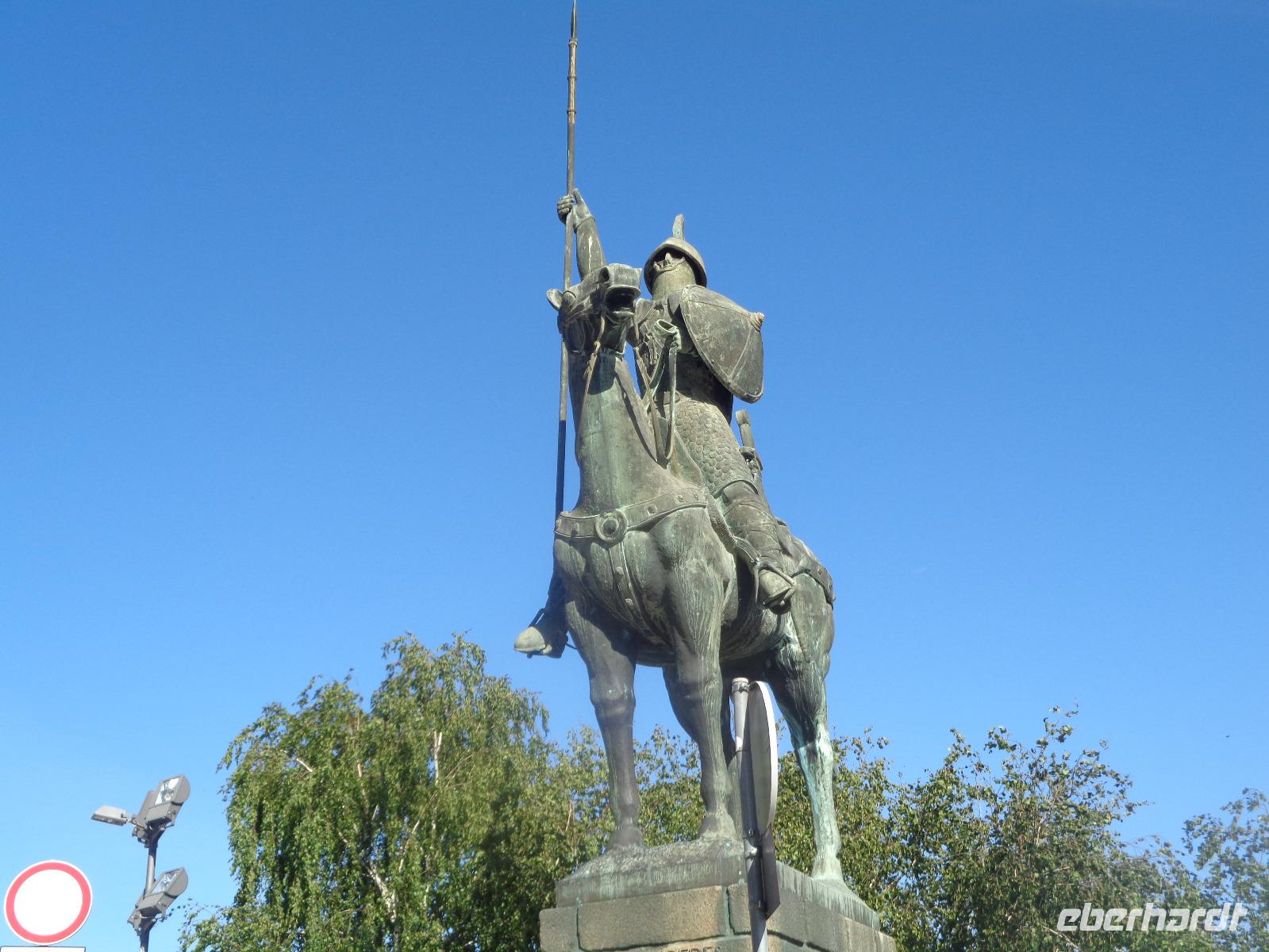 Porto - Denkmal von Vimara Peres
