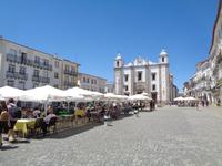Évora
