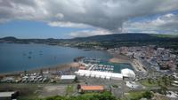 Blick über den Hafen von Praia da Vitoria