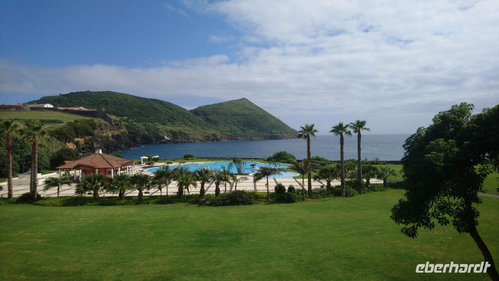 Gartenanlage des Hotels auf Terceira