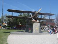 Lissabon - Kopie des Flugzeuges vom ersten Atlantik-Überflug