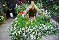 schöne Krippe am Wegesrand