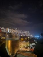 Anstoßen in Funchal Madeira