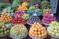 07 köstliches Obst in der Markthalle