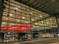 BER_illuminative Glasfront.jpg