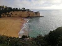 Küstenwanderung auf den Klippen der Felsalgarve.jpg