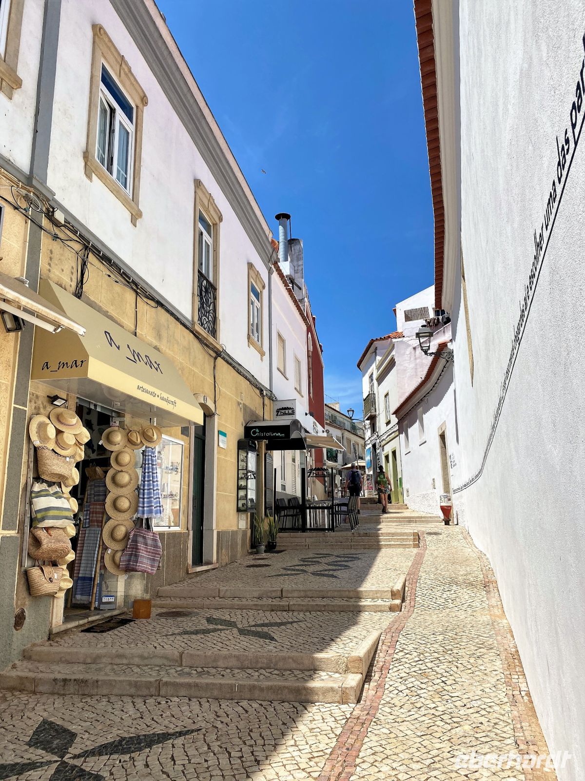 Tag 4 - Mittagspause in Lagos.jpg