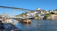 Flusskreuzfahrt Douro - Altstadt von Porto mit Douro und Ponte Dom Luis