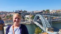 Flusskreuzfahrt Douro - Franzi vor der Dom Luís I