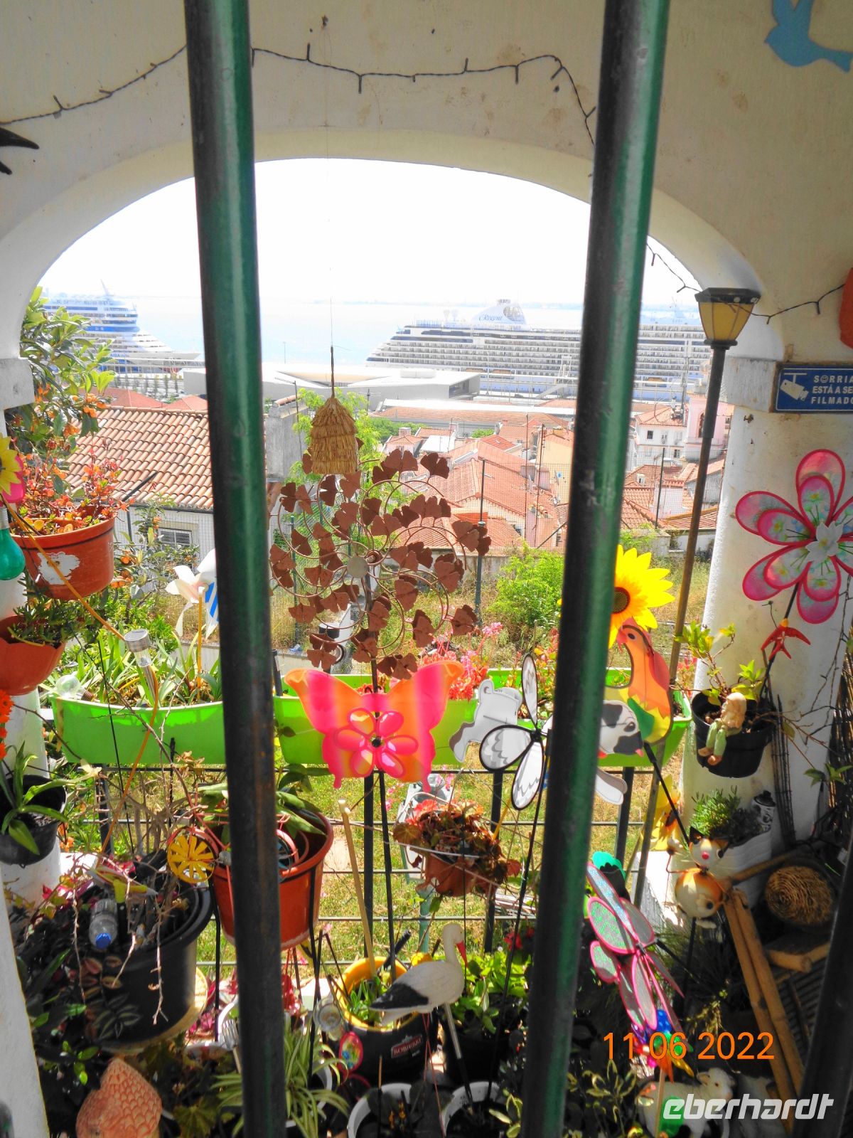 Lissabon Blick auf Kreuzfahrtschiffe 3