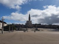 Fátima - Basilika Unserer Lieben Frau des Rosenkranzes.jpg