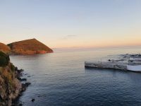 Azoren, Insel Terceira, Abendstimmung mit Monte Brazil