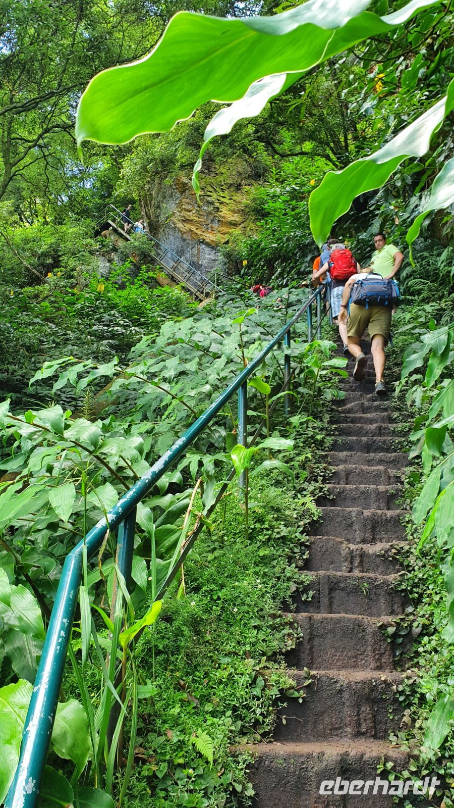 steiler Aufstieg über dem Wasserfall Salto do Cabrito