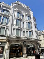 Jugendstilfassade in der Baixa von Porto