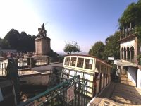 Mit einer wasserbetriebenen Standseilbahn gelangt man zur Bom Jesus do Monte Kirche hinauf