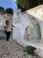 Lina erklärt frühere Berufe in Alte