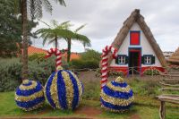 141 Strohgedeckte Häuser in  Santana