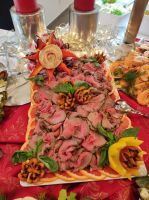 Roastbeefplatte auf dem Weihnachtsbuffet im Hotel 