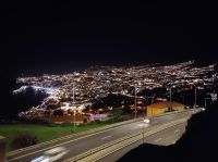 Ausblick auf Madeira bei Nacht