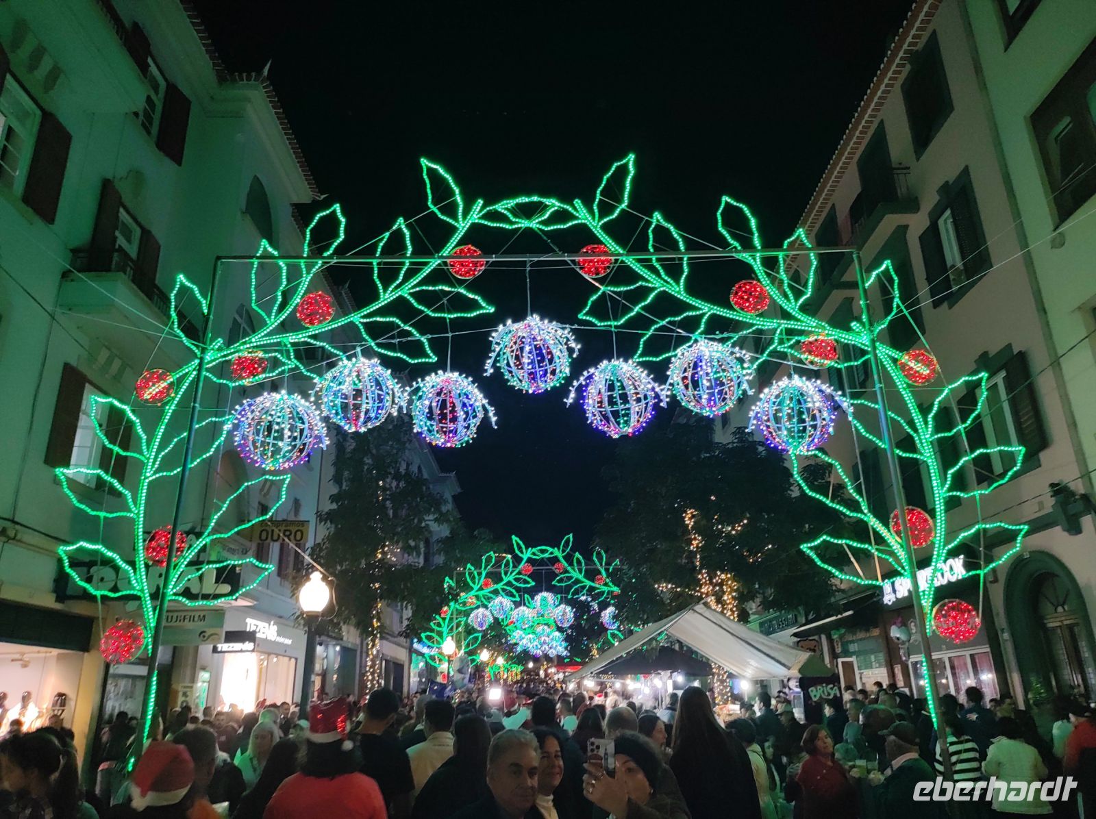Dekoration auf dem Nachtmarkt in Funchal