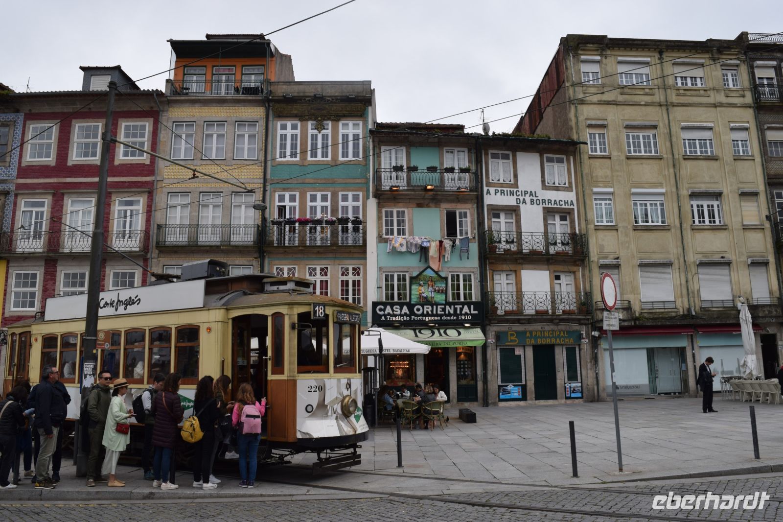 Die alte Straßenbahn in Porto