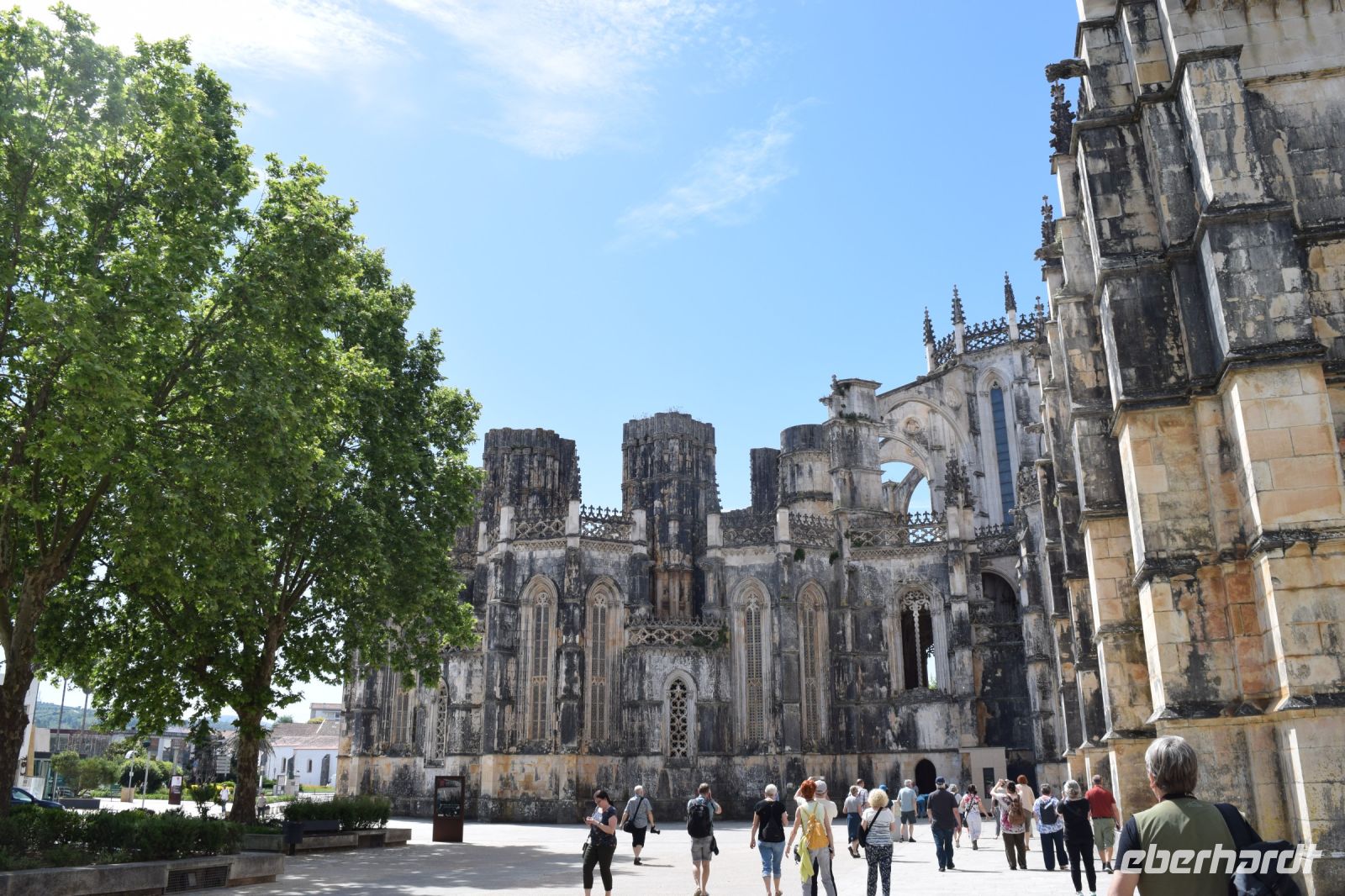 die seit 1509 nie vollendete Basilika in Bathala