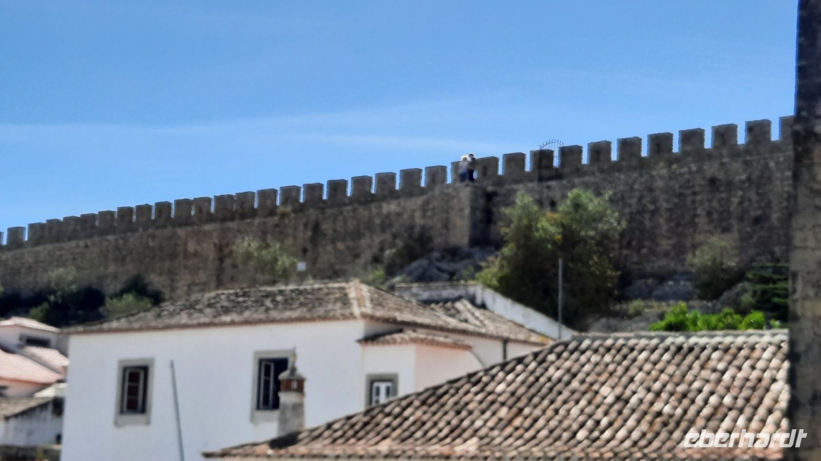 Burg Obidos wird von einer Befestigungsmauer umschlossen 