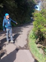 Sergio erklärt uns die ersten Pflanzen