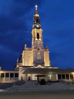 0504 Fatima - Blick auf die alte Basilika.jpg