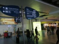 Am Flughafen in Porto