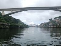 Bootsfahrt auf dem Douro, Die Brücken über Douro