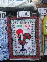 Typischer Hahn von Barcelos: ein Symbol der portugiesischen Kultur