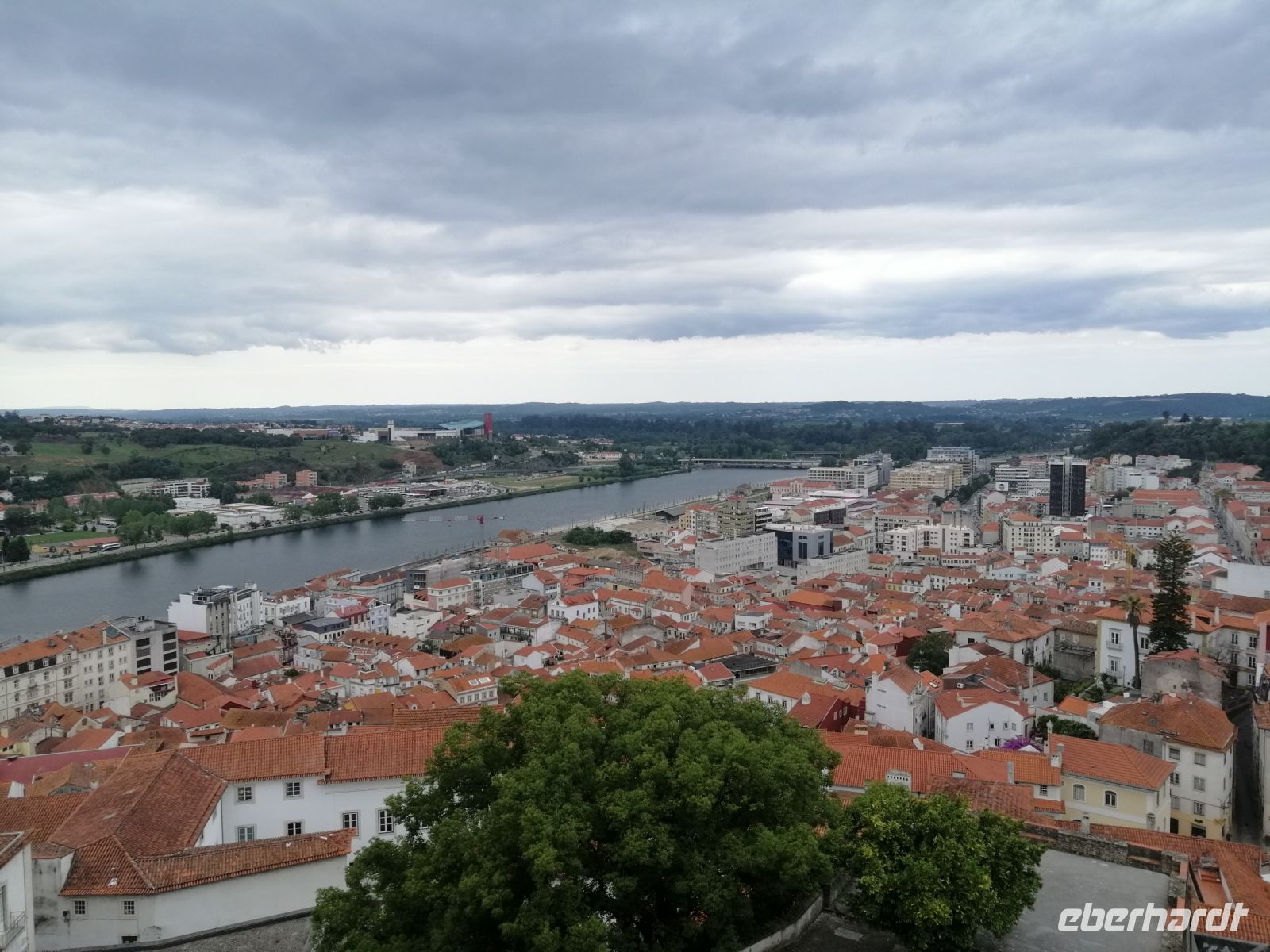 Blick auf die Stadt von der Universität in Coimbra