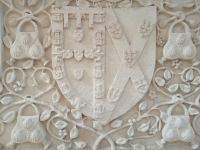 Wappen an einem Königsgrab, Kloster Bathala