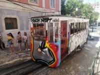mit einer historischen Standseilbahn zum Fado-Abend, Lissabon
