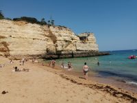 Badestrand, unterhalb des Hotels Pestana Viking in Armacao de Pera, Algarve
