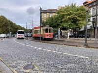 historische Straßenbahn in Porto