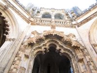 Die unvollendeten Kapellen