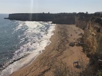 Porches Strand neben Kapelle