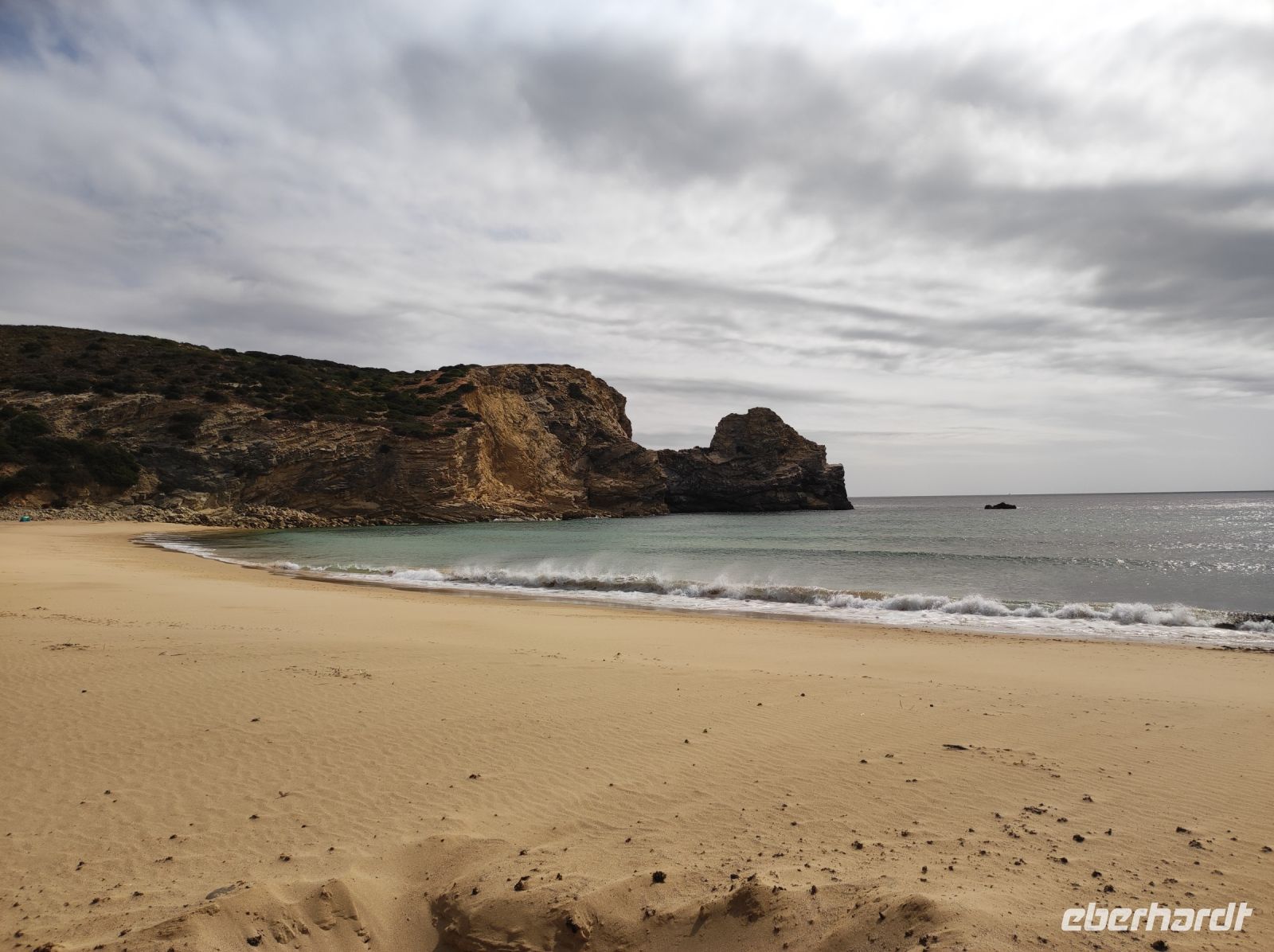 kaum das Meer erreicht, sind schon die ersten in die Wellen gesprungen... So kann der Urlaub richtig Losgehen