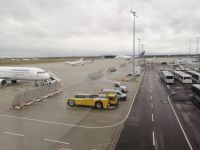 gleich geht es los: trotz 45 Minuten Verspätung sind wir pünktlich angekommen