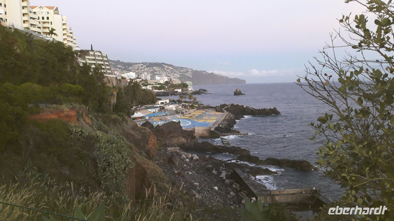 Der Blick auf unser Hotel von der Promenade