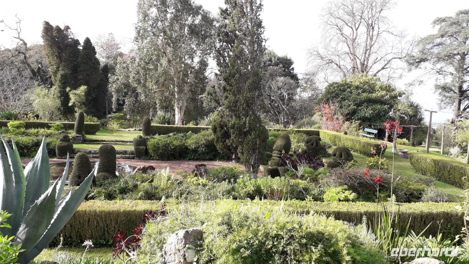 Blandy's gepflegte Gartenanlage