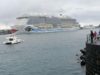 AIDA cosma im Hafen von Funchal