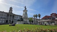 Douro-Kreuzfahrt mit Lissabon // Statue Heinrich der Seefahrer in Porto