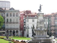 Porto mit Denkmal Dom Henriques