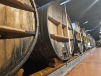 Porto - in der Portweinkellerei (85).jpg