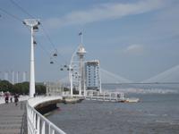 Expo-Gelände mit Seilbahn und Brücke Vasco da Gama