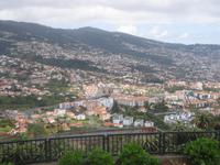 Blick vom Aussichtspunkt über Funchal