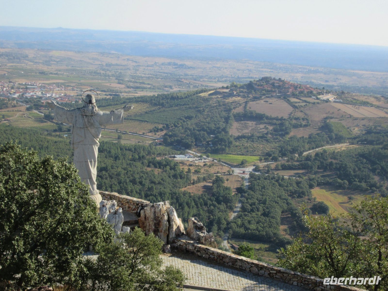 Christus Statue und Castelo Rodrigo